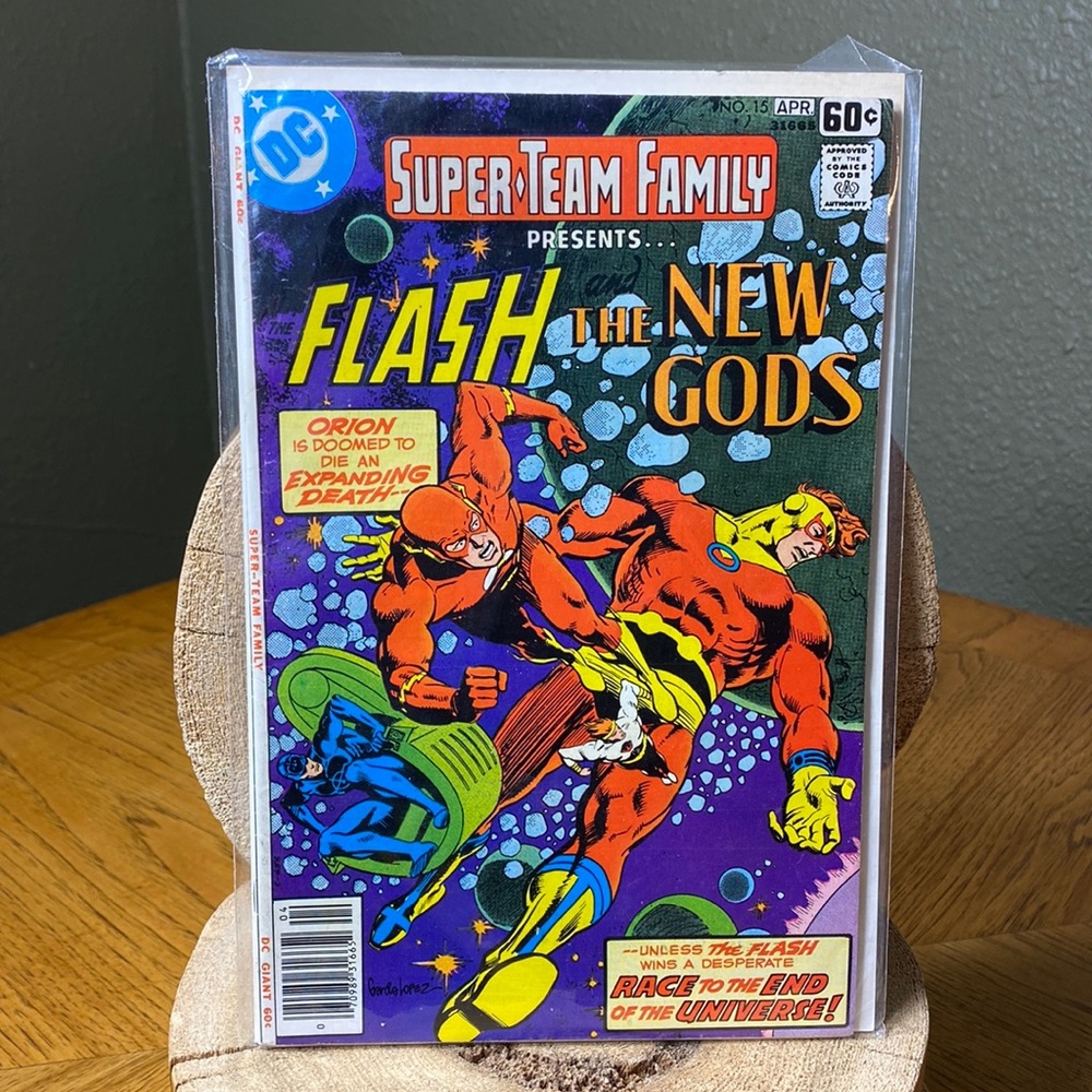 DC Flash and the New Gods Comic